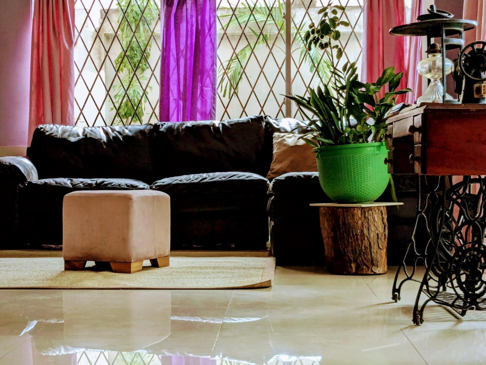 Habitación en casa particular Me Quedo Aqui, Casa Cerca Del Aeropuerto De Cartagena! *