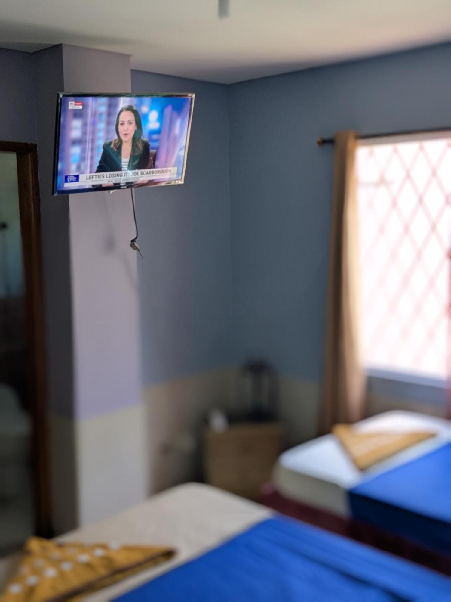 Habitación en casa particular Me Quedo Aqui, Casa Cerca Del Aeropuerto De Cartagena!