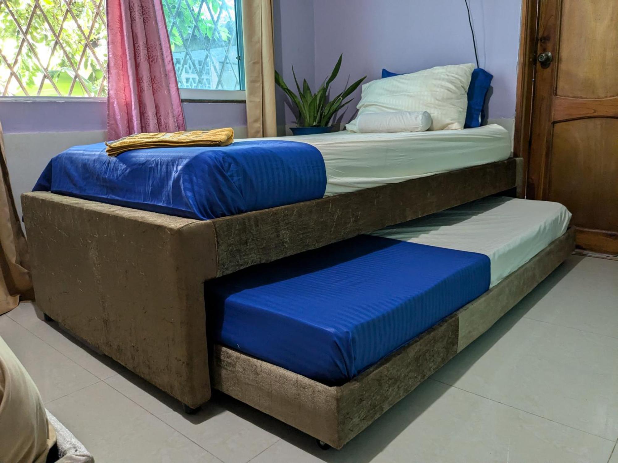 Habitación en casa particular Me Quedo Aqui, Casa Cerca Del Aeropuerto De Cartagena! Cartagena